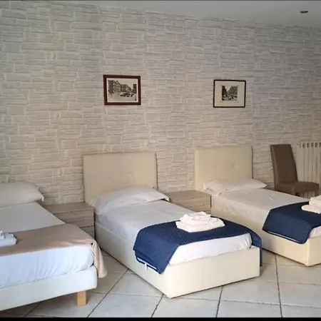 Monticelli Apartment