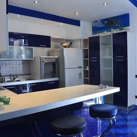 Monticelli Apartment *