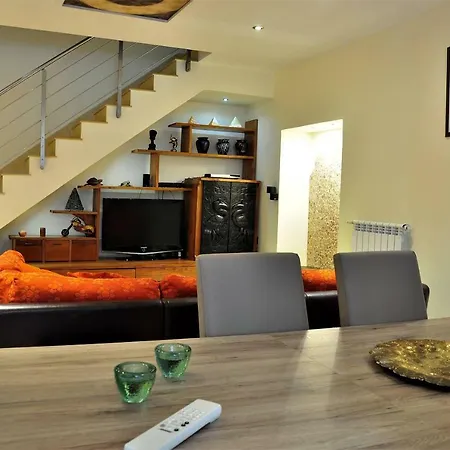 Apartment Monticelli *