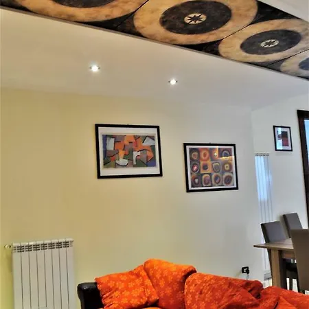 Monticelli Apartment