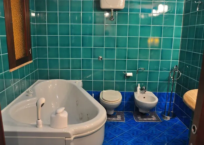 Monticelli * نابولي